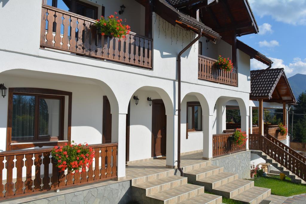 Pensiunea Encian Colibiţa Exterior foto